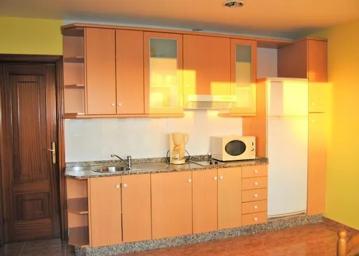 Vistas Playa Major *